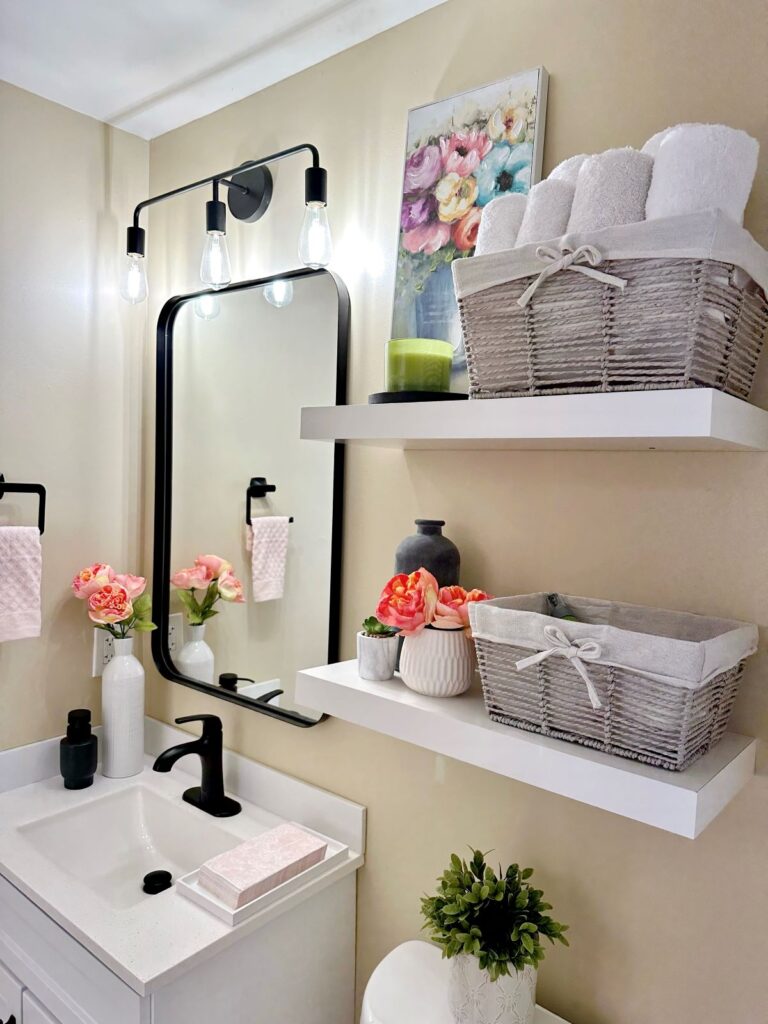 Small Bathroom Organization & Decor Ideas (from the Dollar & Thrift Store!)